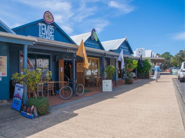 Photo of Temper Ptemper and the main street of Cowaramup, representing Cowaramup Office Furniture Delivery