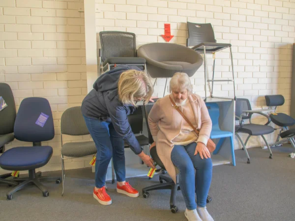 Vogue Office Furniture Bunbury; Experianced and Knowledgable team